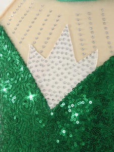 Traje de Baile Latino para Niñas, Falda con Lentejuelas y Flecos, Guantes, Collar Choker, Mangas para Brazos, Cinturón Dorado, para Competencia de Salsa y Baile de Salón, Personalizado - Product Image 3