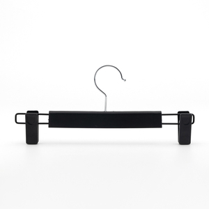 Cintres <span class=keywords><strong>à</strong></span> pantalons multifonctionnels en ABS personnalisés de haute qualité <span class=keywords><strong>à</strong></span> un seul niveau pour le rangement des pantalons dans le salon (vente en gros) - Product Image 5