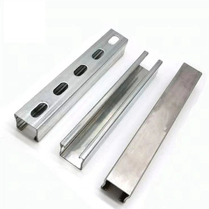 Profilé en C soudé en acier galvanisé A36 Q235 Q195 S355 S275 avec possibilité de cintrage - Product Image 1