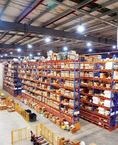 Étagère de supermarché Century United métallique double face à 5 niveaux, légère, à poser au sol, largeur 700/900/1200 mm, profondeur 400/450 mm pour - Product Image 2