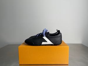 Zapatos planos de lujo para parejas, para uso casual, hechos de cuero suave, ligeros y adecuados para caminar y correr. - Product Image 6