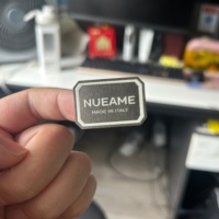 Impresión personalizada de lámina de oro 3D en relieve etiqueta de marca de negocios Logotipo de sellado pegatina para papel tisú/papel de regalo