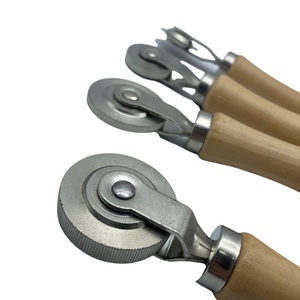 Herramienta de Reparación de Neumáticos para Auto y Camioneta KS, Rodillo de Reparación de Neumáticos con Rodamiento de Bolas de Acero Inoxidable a Prueba de Agua, Herramienta Manual para Reparar Pinchazos - Product Image 1