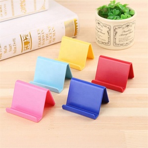 Support de télé<span class=keywords><strong>phone</strong></span> portable Candy Mini support fixe Portable fournitures pour la maison stocké en plastique couleur aléatoire <span class=keywords><strong>6</strong></span> * 4.5c - Product Image 3