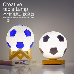 Lámpara de mesita de noche creativa <span class=keywords><strong>para</strong></span> habitación de niños, luz <span class=keywords><strong>para</strong></span> estudiantes, decoración de estudio, lámpara de mesa de fútbol juvenil - Product Image 2