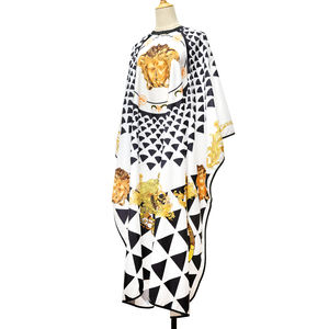 Tabliers de coiffeur en Polyester à motif de coupe de cheveux Capes de barbier tabliers de rasage châles de coiffeur tissu de barbier - Product Image 4