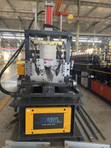 ZTRFM Galvani zed Purlins für Solar <span class=keywords><strong>Hat</strong></span> Channel Pfetten walzen form maschine nach Indien - Product Image 6