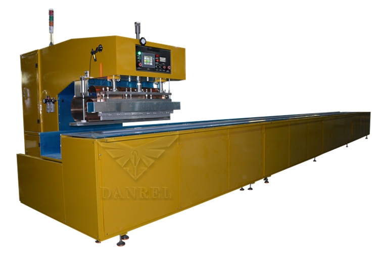 Automatic Walking High Frequency Welding Machine for PVC Tents, Water Bladders