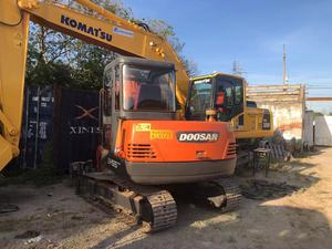 รถขุด Doosan DH55 มือสอง 6 ตัน พร้อมมอเตอร์ เครื่องยนต์ เกียร์ ปั๊ม รุ่นปี 2017 ความจุบุ้งกี๋ 0.3 คิวบิกเมตร ใช้งาน 0-2000 ชั่วโมง ขาย - Product Image 4