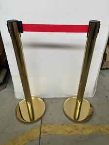 Kiểm Soát Đám Đông Stanchion Vàng Kiểm Soát Đám Đông Hàng Rào Stanchion Với Có Thể Thu Vào Vành Đai - Product Image 5