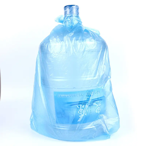 Muestras Gratis: Bolsa de Plástico PE Transparente Azul, Ecológica y Protectora para Botellas de Agua de 18L, 18.9L, 19L, 20L y 5 Galones - Product Image 2