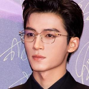 31265 Lunettes anti-lumière bleue de style coréen avec monture carrée argentée pour femmes, myopie, monture complète, verres PC, origine Taizhou - Product Image 1