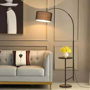 Nordic piano arco luce in piedi soggiorno camera da letto Art Designer decorazione ad angolo curva lampada da terra con tavolino