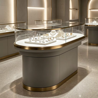 Comptoir d'exposition de bijoux en verre incurvé de luxe avec éclairage LED pour magasin de bijoux, mobilier de présentation personnalisé