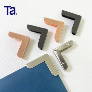 Protections en fer pour coins, renforcement des bords pour livres, albums photo, cahiers et documents résistants aux frottements - Product Image 1