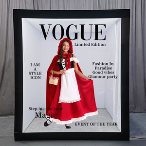 Cabine photo UNIV avec écran tactile - Expérience interactive des invités - Partage de photos numériques et cadre personnalisé - Product Image 2