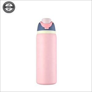 Bouteille d'eau isotherme en acier inoxydable avec paille, bouteille d'eau <span class=keywords><strong>de</strong></span> sport sans BPA, idéale pour les voyages - Product Image 4