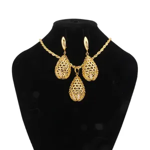 Sunnice Fine Accessoires Ensembles De Boucle Bijoux Collier Boucles D'oreilles Ensembles Dubaï 18K Plaqué Or Ensemble De Bijoux Pour Femmes Bijoux