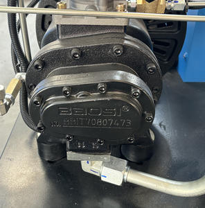 Compresseurs d'air à vis à économie d'énergie 7.5KW <span class=keywords><strong>Compresseur</strong></span> <span class=keywords><strong>pneumatique</strong></span> industriel Pompe à air Machine de gravure laser/Machine de sablage - Product Image 4