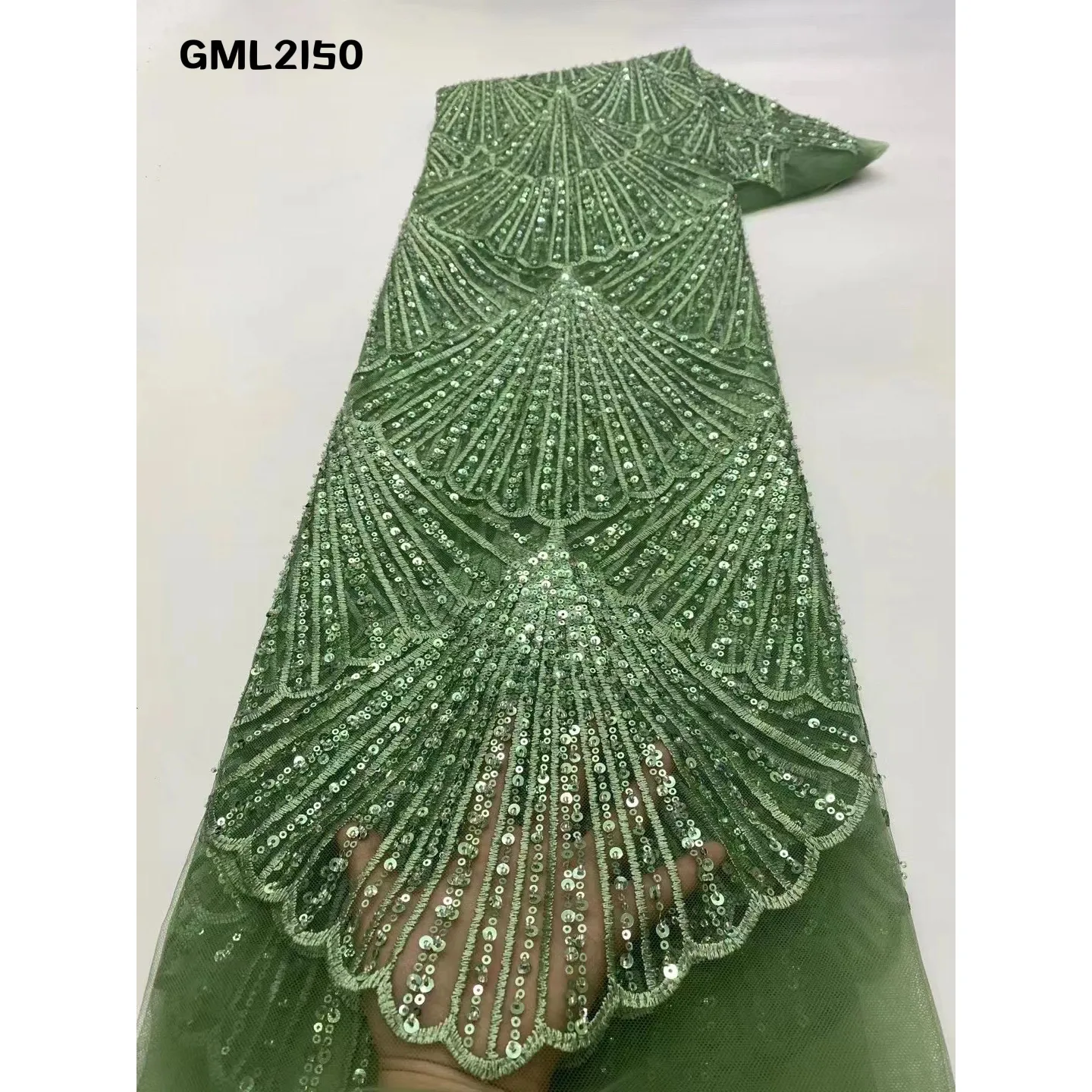 Vải Ren 3D Organza Thêu Hoa Đính Kim Sa Cánh Hoa Cho Cô Dâu