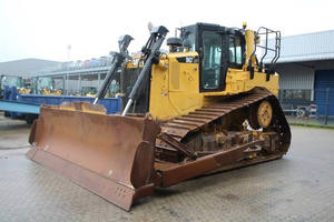 รถปราบดินตีนตะขาบ D6T รถมือสองพร้อมเครื่องยนต์คัมมินส์ - Product Image 4