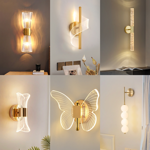 โคมไฟติด<span class=keywords><strong>ผนัง</strong></span>คริสตัล LED ดีไซน์หรูหราทันสมัยสำหรับตกแต่งภายในบ้าน <span class=keywords><strong>ห้อง</strong></span>นั่งเล่น <span class=keywords><strong>ห้อง</strong></span>นอน ทางเดิน ข้างเตียง - Product Image 2