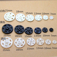 Presse à coudre transparente blanche Boutons pression en plastique 2 parties Design carré Taille 6mm 10mm 15mm 18mm Résine de nylon décorative lavable