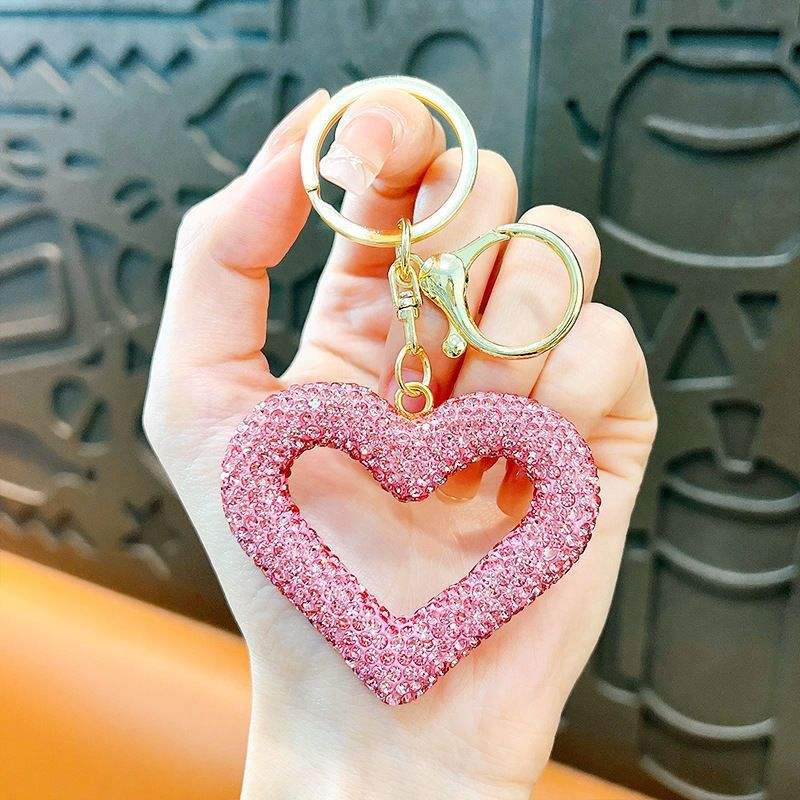 Pink diamond hollow love