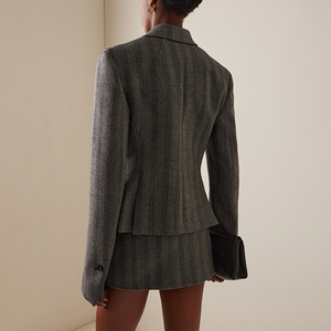 ZYHT 73645 alta calidad personalizada de manga <span class=keywords><strong>larga</strong></span> <span class=keywords><strong>con</strong></span> cuello en V gris a rayas a medida Blazer y minifalda conjunto de dos piezas para oficina y fiesta - Product Image 2