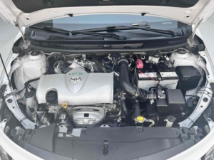 Vitz 2019 Modelo 1.5L Automático CVT Cruiser Edition Euro VI Volante a la izquierda Sedan Distribución de la fuerza de freno Rueda multifunción - Product Image 6