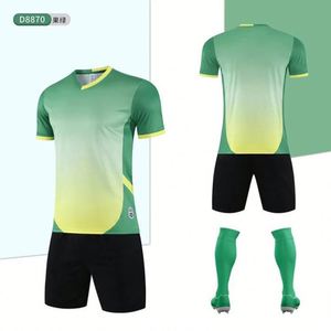 Uniforme de Fútbol para Entrenamiento, Talla Grande, Transpirable, de Secado Rápido, 100% Poliéster, Nuevo Diseño, Calidad a Bajo Precio, Verde - Product Image 1