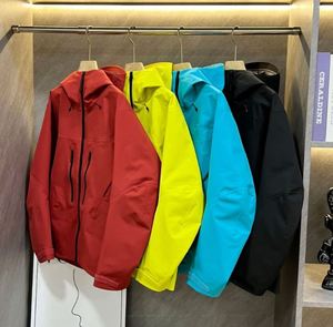Impermeable de Senderismo Estilo Neutral con Carcasa Rígida, Material 100% Fibra de Poliéster, Diseño Impermeable de Tres Capas para Exteriores - Product Image 5