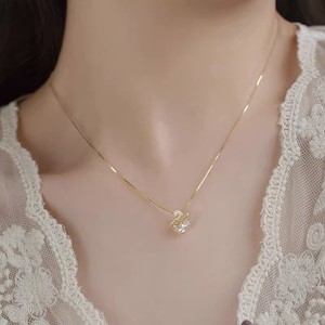 Swan Pendant Necklace For Women Gold Chain With Diamond Clavicle Jewelry Everyday Wear 2023 Summer Style - Product Image 1