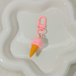 Porte-clés et breloque de sac mignons en forme de crème glacée, macaron et cornet de gaufre, avec simulation 3D de nourriture, couleur macaron, accessoires de mode pour voiture et bijoux - Product Image 5
