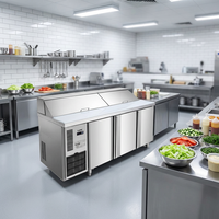 Équipement de cuisine : Plan de travail réfrigéré, Bar à salades, Table de préparation réfrigérée pour restaurant