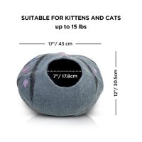 Niche pour chat en feutre de laine fait main, forme œuf, base grise, cœur rose, naturelle et fermée, avec doublure intérieure foncée