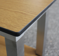Ensemble de bureau et chaise d'école confortable et abordable pour salle de classe