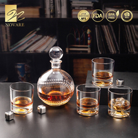 Ensemble de carafe à whisky en verre en forme de balle de baseball NOVARE Creative, 4 verres, capacité de 1000 ml, thème sportif, pour la maison, bar à domicile