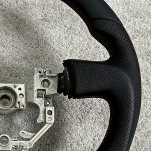 Volante de Cuero en Stock para <span class=keywords><strong>Toyota</strong></span> GT 86, Venta al por Mayor y al Detal - Product Image 4