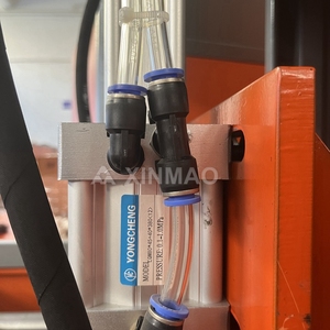 Macchina per Soffiaggio Plastica Semi-Automatica, Soffiatrice per Bottiglie PET, Macchina per Produzione Bottiglie - Product Image 3