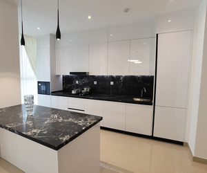 ตู้ครัวสำเร็จรูปทันสมัยสำหรับร้านอาหาร ชุดตู้ครัวไม้แบบโมดู<span class=keywords><strong>ล</strong></span>าร์ พร้อมเคาน์เตอร์หินอ่อน - Product Image 1