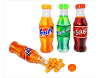 Bonbons à mâcher aromatisés aux fruits en forme de bouteille de cola