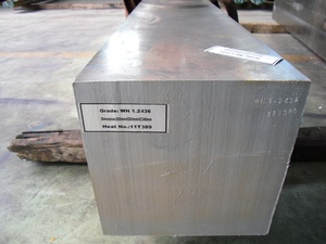 Stampo di <span class=keywords><strong>plastica</strong></span> laminata a caldo/forgiata <span class=keywords><strong>in</strong></span> acciaio 1.2436 acciaio piatto barra nera o acciaio piatto fresato con superficie luminosa - Product Image 4