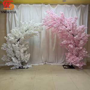 Arche de cerisier artificielle rose et blanche de 2,4 m avec branches détachables pour décoration d'entrée de mariage - Product Image 1