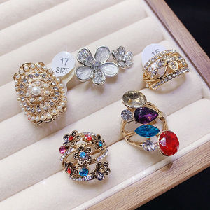 Anelli Geometrici in Zirconia Super Brillanti, Grandi Cristalli, Anelli a Forma di Farfalla e Fiore per Donna - Product Image 4