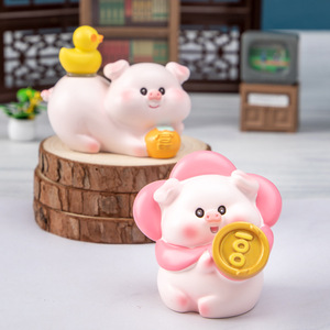 ตุ๊กตาหมูนำโชค Yu Mo Craft รุ่น M346 ของตกแต่งโต๊ะทำงาน ของขวัญวันเกิด สำหรับทุกเพศ - Product Image 3