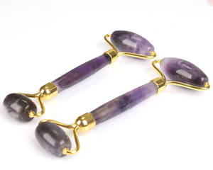 Set Pemijat Kuarsa Alami, <span class=keywords><strong>Roller</strong></span> Wajah Batu Giok Ungu Alami dengan Kotak - Product Image 4