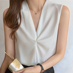 Women's Casual Sleeveless V-Neck Satin <b>Blouse</b> Breathable Elegant Solid Color Regular Fit Spring Summer Top - Product Image 3