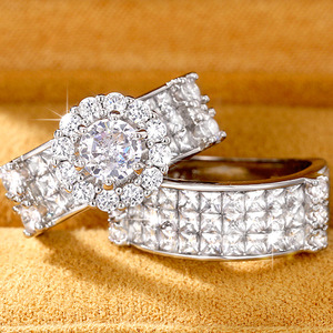 Bague en or blanc F1792 avec diamants taille princesse et pierres latérales, centre rond brillant, bijoux de fiançailles pour femme, couleur G naturelle - Product Image 2