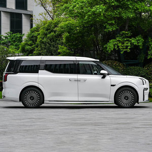 ZEEKR 009 รถ SUV ไฟฟ้าสุดหรู ขับขี่นุ่มนวล สะดวกสบายด้วยระบบอัจฉริยะ รถยนต์ MPV ชาร์จเร็วพิเศษ ระยะทางวิ่งไกล รถยนต์ EV พวงมาลัยซ้าย  รับจองแล้ววันนี้ - Product Image 4